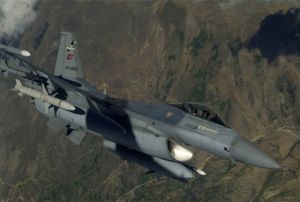 Kuzey Irak'ta terrist mevzileri imha edildi