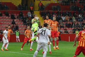 Kayserispor: 1 - Akhisarspor: 2
