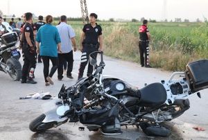 Polis limon hrszlarn kovalarken kaza yapt: 2 ar yaral
