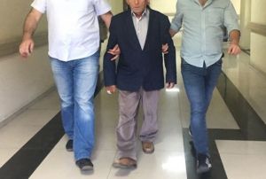 Tartt karsn baklayarak ldrd!