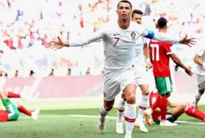 Ronaldo att! Portekiz puan kapt