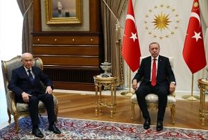 Cumhurbakan Erdoan, MHP Lideri Baheli ile grt