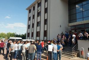 Vali ve Emniyet Mdrnn uralaryla kalabalk yattrld!