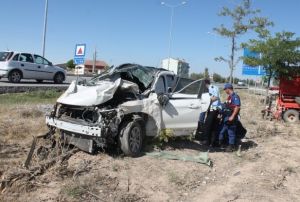  Lastii patlayan otomobil takla att: 1i ar 4 yaral