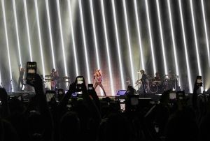 Shakira, stanbullular coturdu