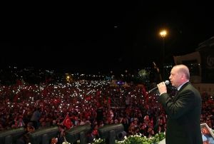  Trk demokrasisine a atlattk. Darbe defterini bir daha almamak 