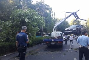 Kontrolden kan ara refjdeki aac devirdi