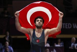 Kayseri ekersporlu milli grei Ekrem ztrk Dnya ampiyonasna ad