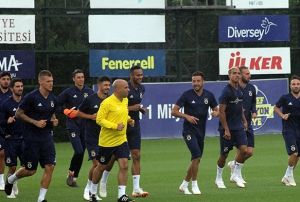 Fenerbahe yeni sezon hazrlklarna devam etti