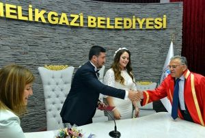 Melikgazi'de 08.08.2018'de 61 ift nikah kydracak
