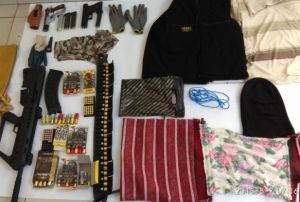 6 ayr cinayet iledi, cezaevinden kt, 1 kiiyi ldrd