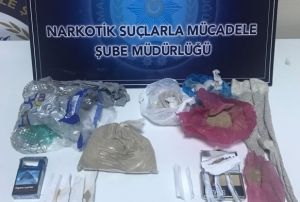 Vcutlarna sardklar eroin ile yakalandlar