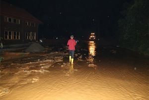 Rize'de selin neden olduu tahribat  byle grntlendi