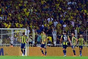 Fenerbahe ampiyonlar Ligine veda etti