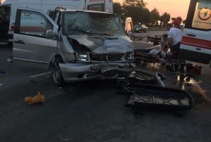 Sahil Yolu'nda trafik kazas: 2 l, 6 yaral