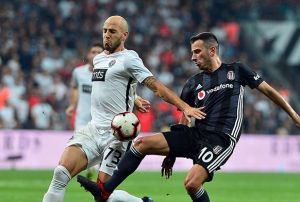 Beikta: 3 - Partizan: 0 