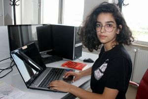 nternet olmayan kyde dodu, yazlm kurdu oldu