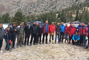 Yolunu kaybeden amatr daclar ekipler kurtard