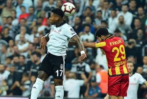 Lens bekleneni veremedi
