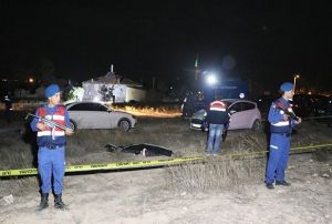 Arazi kavgasnda amca 2 yeenini av tfeiyle ldrd