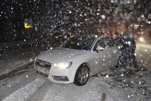 Antalya-Konya karayolunda kar kalnl 15 santimetreye ulat