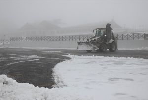 Erciyes'te kar kalnl 15 santimetreyi buldu