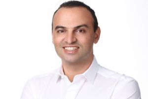 Yeil ay dileri glendiriyor