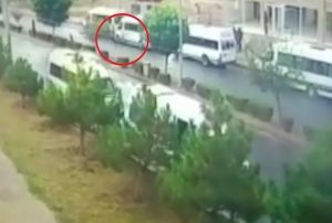 Aracn arpt ocuk metrelerce savruldu