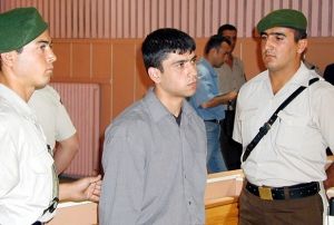 Seri katil durumada titredi, boynunu bkt, 