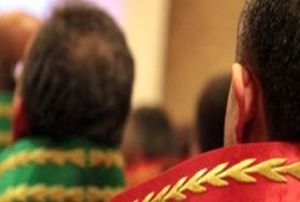 1 hakim gitti, 1 hakim geldi