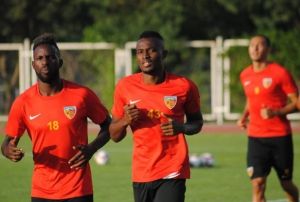 Kayserispordan Mensah aklamas
