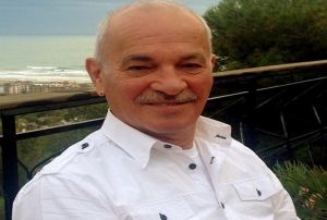 Spor yorumcusu canl yaynda kalp krizi geirdi