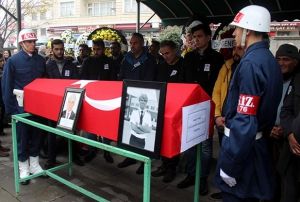 Pilot Hamdi Ylmaz son yolculuuna uurland