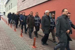 FET'den gzaltna alnan 11 i adam adliyede
