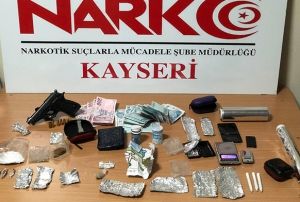Polis zehir tacirlerine gz atrmyor