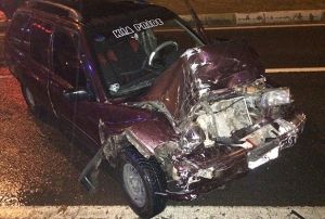 Ambulansla otomobil arpt:1 yaral