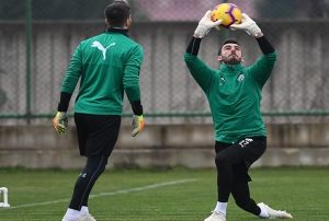 Bursaspor 6 ma aradan sonra kalesini gole kapatt