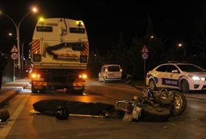 Motosiklet yol temizleme aracna arpt: 1 l