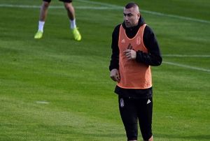 Burak Ylmaz 71 numaral formay giyecek