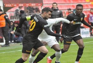 Kayserispor, Akhisar oynayaca rvan iin bugn Manisa'ya gidecek