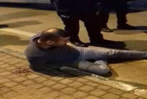  Trafik polisine vurmaya alan alkoll src
