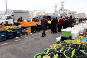 En ucuz ve kaliteli rnler semt pazarlarnda