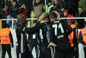Beikta'ta yzler glyor