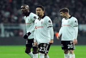 Kagawa ve Gkhan Gnl kadroda yok
