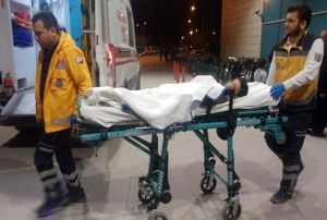 Fare zehrini eker sanp yiyen ocuk hastanelik oldu