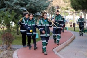 Erkeklerin 'yapamaz' dedii ileri baaryla yapyorlar