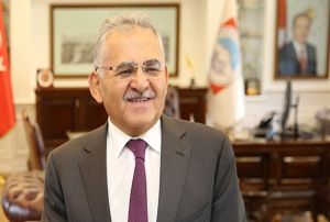 Bakan  Bykkl, ocuklar  genler  yallar altay dzenlenecek