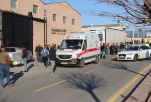 Motosiklet tutkunu gen, trafik kazasnda ar yaraland
