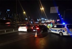 Atatrk Havaliman tanma srecinde yollar trafie kapatld