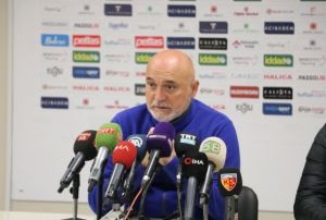 Hikmet Karaman: nemli bir deplasmandan  puan aldk